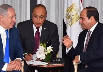 Netanyahu'dan darbeci Sisi'ye övgü