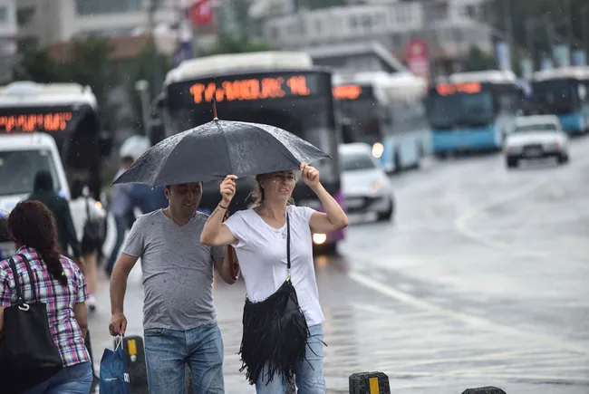 Meteoroloji'den birçok ile sağanak yağış uyarısı - 1