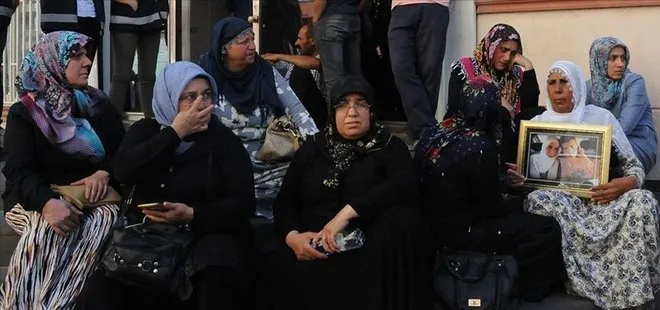 Cem Yılmaz, Diyarbakır’daki annelerin yardım çığlıklarına sessiz kaldı