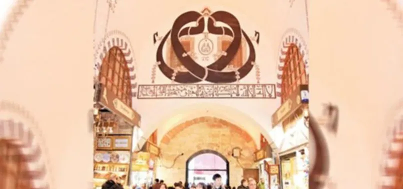 Mısır Çarşısı'nın sembolü geri döndü