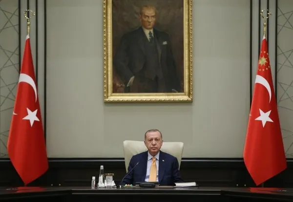 1622434820022.jpg Son dakika: Gözler Kabine toplantısında! 1 Haziran sonrası hangi tedbirler uygulanacak? Kafe ve restoranlar açılacak mı? Sokağa çıkma kısıtlaması kalkıyor mu? - 9