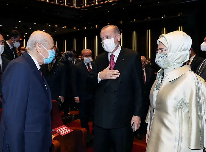 Başkan Erdoğan: İstiklal Marşı etrafında kenetlenmeliyiz