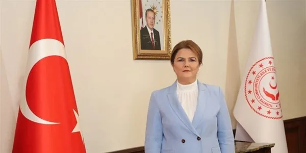 2022de-50-bine-yakin-sehit-yakini-gazi-ve-gazi-yakini-kamuda-istihdam-edildi-1669810589310.jpg 2022'de 50 bine yakın şehit yakını gazi ve gazi yakını kamuda istihdam edildi - 3