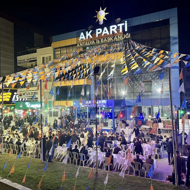 Antalya'da "Vefa Sahuru" programı!