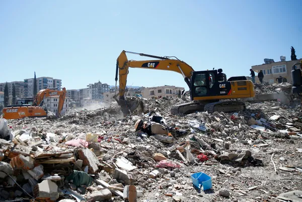 afet-bolgesinde-son-durum-enkaz-kaldirma-calismalari-ne-zaman-bitecek-1680339358717.jpg Afet bölgesinde son durum! Enkaz kaldırma çalışmaları ne zaman bitecek? - 4