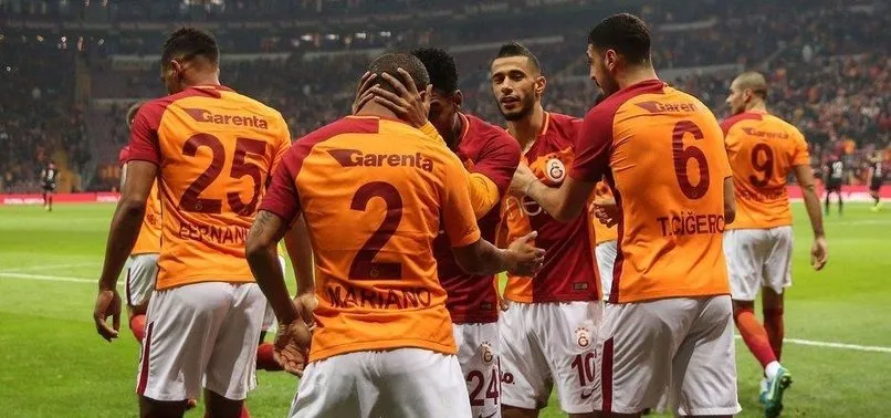 Galatasaray'da kariyer sezonunu geçiriyorlar!