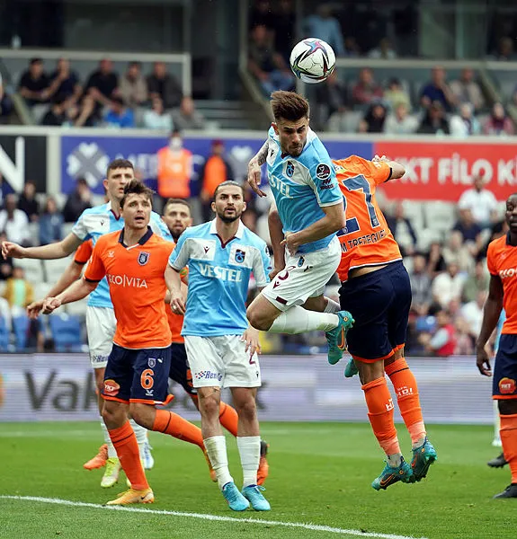 basaksehir-3-trabzonspor-1-mac-sonucu-ozet-1653235310511.jpg Başakşehir 3 - Trabzonspor 1 (MAÇ SONUCU ÖZET) - 2