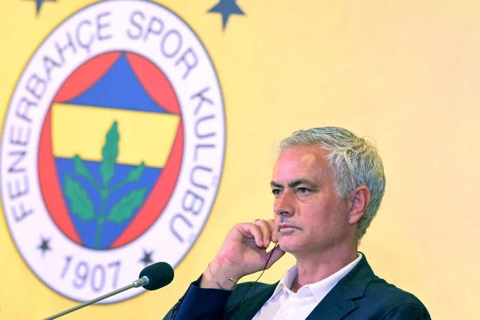 jose-mourinhonun-maliyeti-aciklandi-ekibiyle-birlikte-1717575039466.jpg Jose Mourinho Fenerbahçe'den ne kadar alacak? Maliyeti belli oldu | Ekibiyle birlikte... - 5