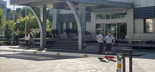CHP’li belediyeler borç batağında! Kadıköy Belediyesi’ne icra takibi şoku