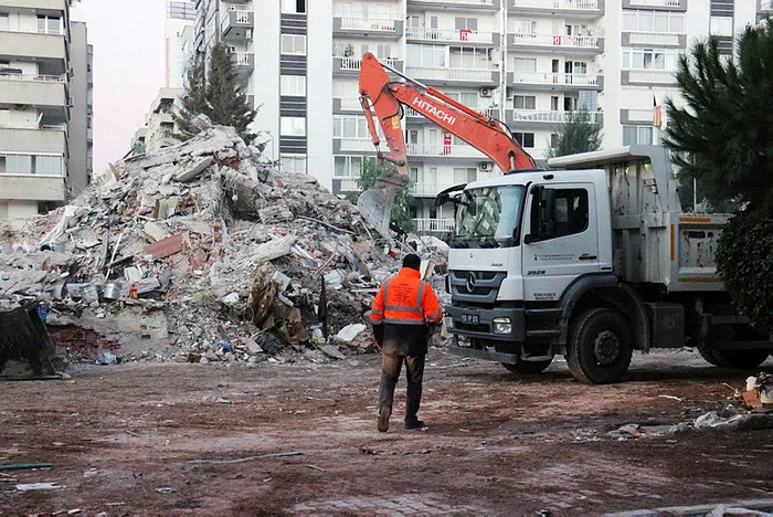 Emrah Apartmanı'nda çalışmalar bitti! Acı bilanço: 32 kişiye mezar oldu - 1