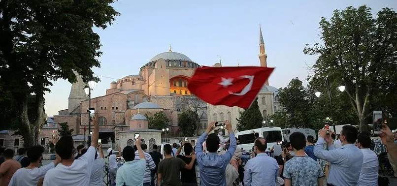 Rusya'dan Ayasofya açıklaması: Türkiye'nin içişlerine ne biz ne de başkaları karışmalı