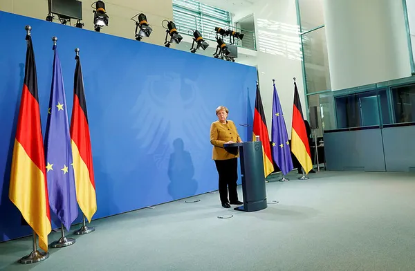 Almanya Şansölyesi Merkel’den giderayak Afganistan uyarısı