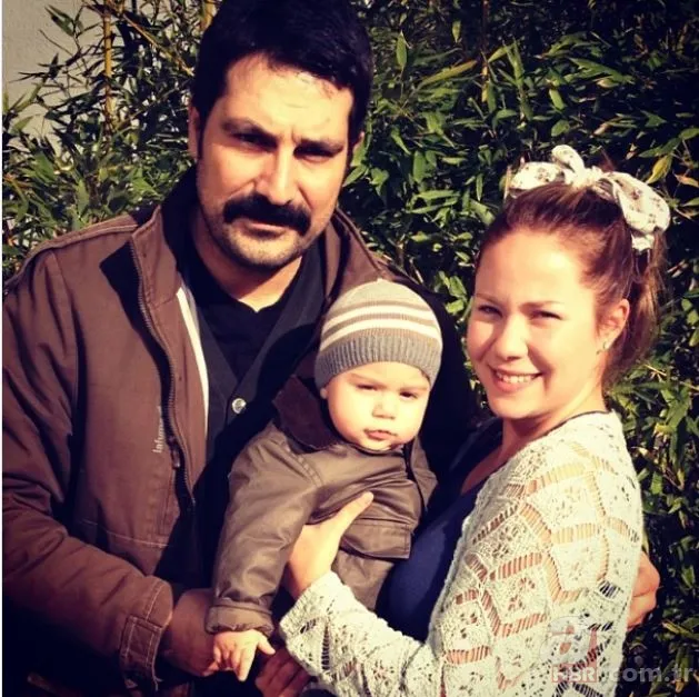 Payitaht'ın Abdülhamit'i Bülent İnal ve eşi Melis Tüysüz arasındaki yaş farkı bakın kaç! 1