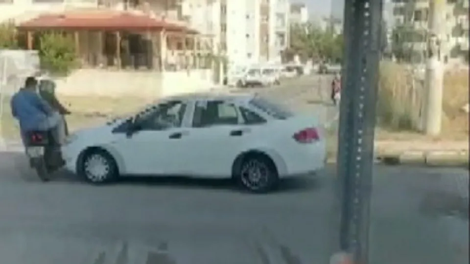 Kaza sonrası video çekerken neye uğradığını şaşırdı! O anları saniye saniye görüntüledi