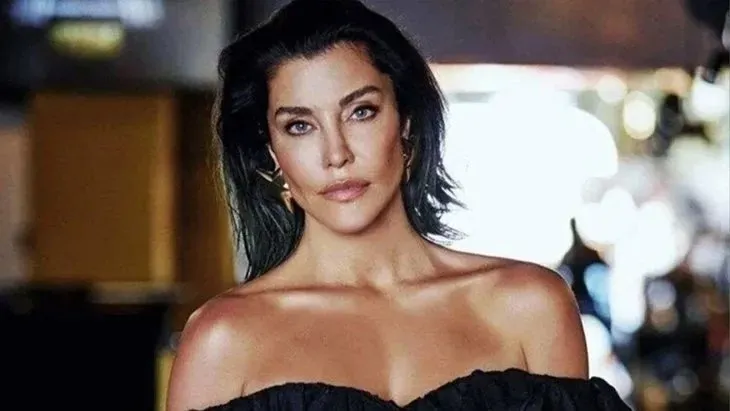 Deniz Akkaya’ya mahkemeden şok karar! Kızı Ayşe Önbilgin ve eski eşiyle mahkemelik olmuştu! Zorlama hapis talebi...