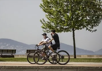 Kırklareli'nde bisikletlerin pedalları kalp sağlığı için döndü