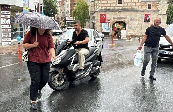 Son dakika | Meteoroloji'den 5 ile sarı kodlu yağış uyarısı! İstanbul'a yağmur müjdesi! Bugün hava nasıl olacak? İşte il il son durum - 5