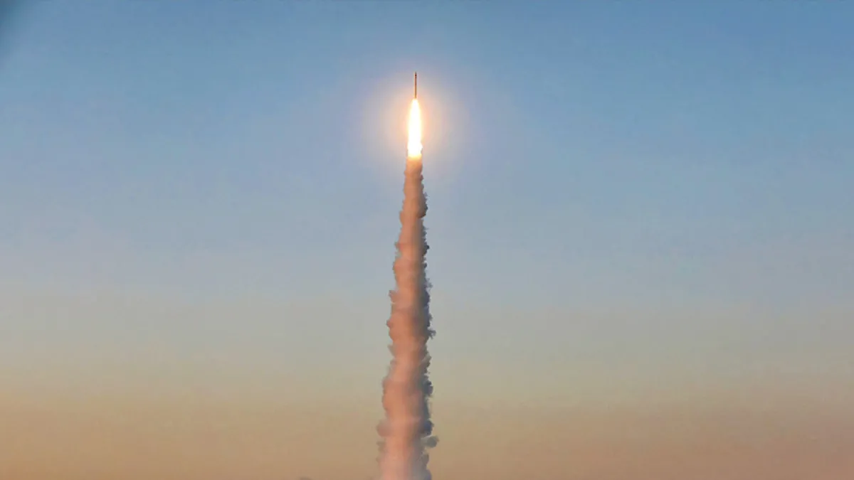 Çin’in uzay hamlesi: Uydu interneti deney uydusu yörüngede