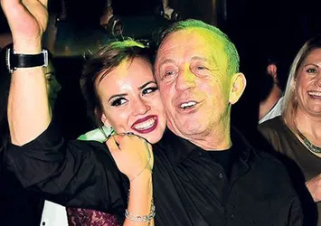 Ali Ağaoğlu sevgilisini müdür yaptı