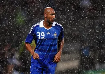 Anelka’dan siyasi mesajlar