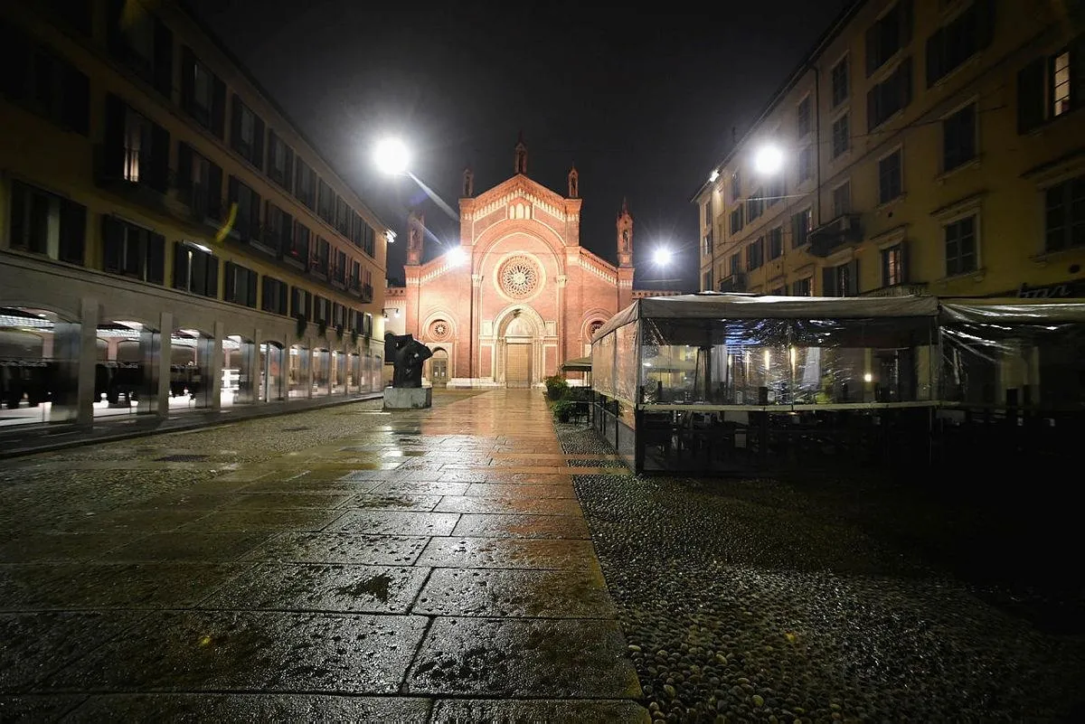 Koronavirüs salgını İtalya'da yasak getirdi!