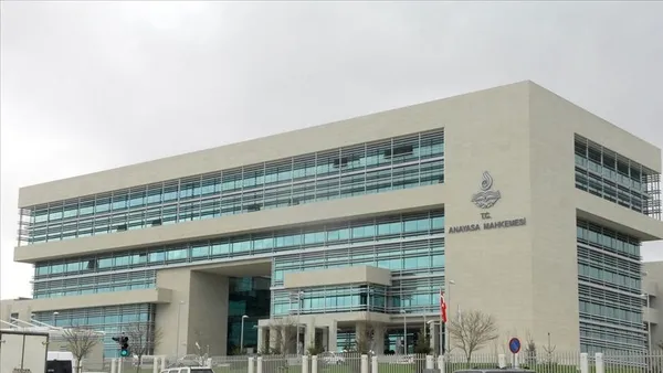 Son dakika: Anayasa Mahkemesi HDP’nin kapatma davası için istenen ’seçim sonrasına bırakılsın’ talebini karara bağlayacak