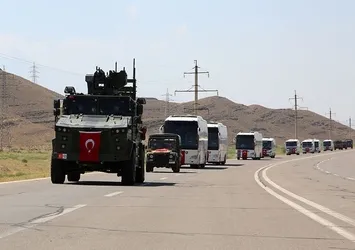 Türk askeri tatbikat için Azerbaycan'da