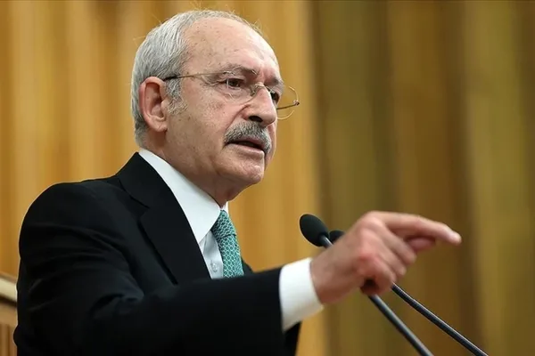 Kemal Kılıçdaroğlu’ndan Twitter’da kural ihlali! 1 saat içinde 2 kez profil resmini değiştirince mavi tikinden oldu