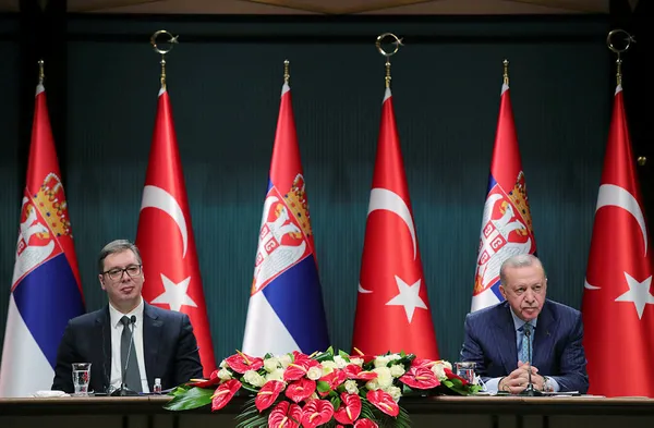 baskan-recep-tayyip-erdogandan-sirbistan-cumhurbaskani-vucic-ile-ortak-basin-toplantisinda-son-dakika-aciklama-1642525227916.jpg Başkan Recep Tayyip Erdoğan'dan Sırbıstan Cumhurbaşkanı Vucic ile ortak basın toplantısında son dakika açıklamaları - 1