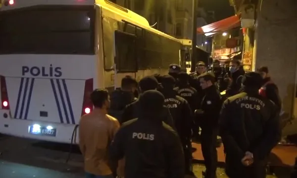 Şok Evleri'nde uyku tulumlarıyla yakalandılar! Onlarcası gözaltına alındı - 4