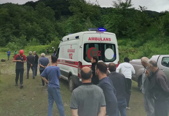 orduda-sel-sularina-kapilan-kadin-hayatini-kaybetti-1720364708187.jpg Ordu ve Samsun'da sel felaketi! 1 kişi hayatını kaybetti | Meteoroloji'den uyarı - 2