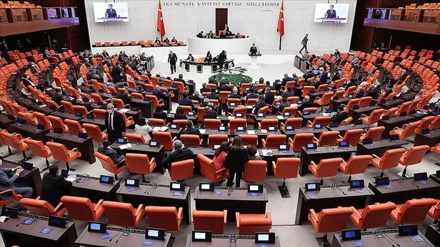 8. Yargı Paketi İnfaz Düzenlemesi içerikleri neler? 67 madde listelendi! Genel af, denetimli serbestlik, 70 yaşa koşullu salıverilme, soyadı düzenlemesi...