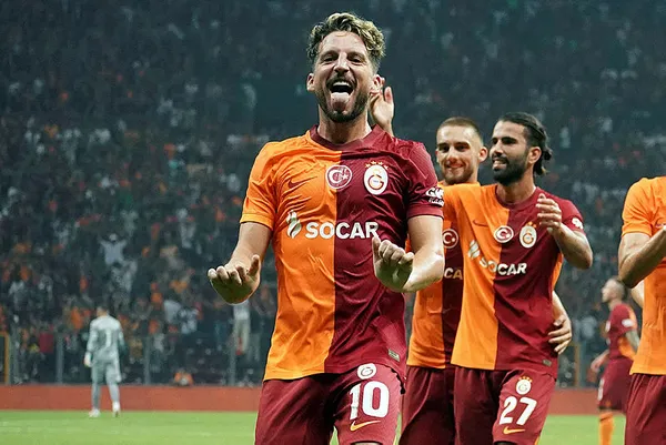 Galatasaray aslanlar gibi! Galatasaray 1-0 Zalgiris MAÇ SONUCU