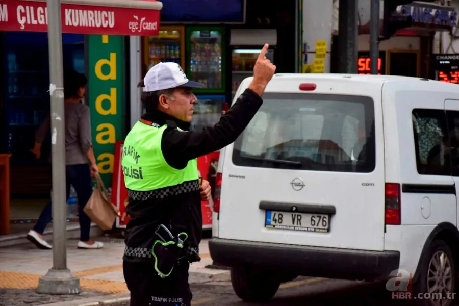 1 Mayıs trafiğe kapalı ve açık yollar listesi 2024 | Taksim ve İstiklal Meydanı trafiğe kapandı mı? İşte çarşamba günü alternatif yollar... 5