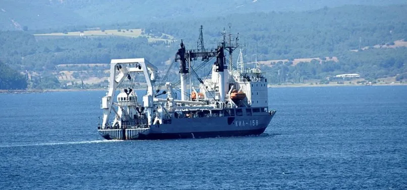 ABD askeri gemisi Çanakkale Boğazı'ndan geçti