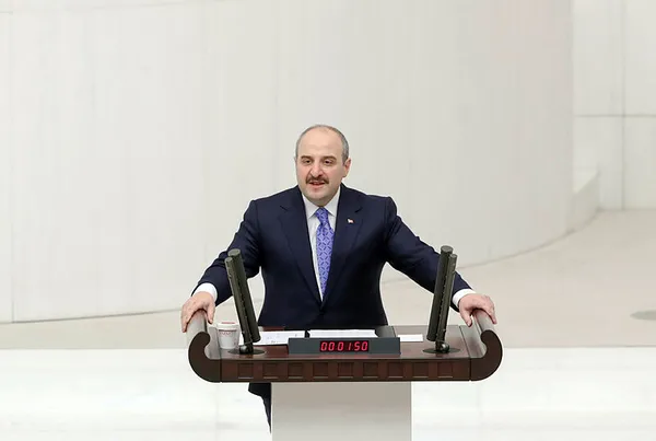 Bakan Mustafa Varank’tan muhalefetin yolsuzluk iddialarına flaş yanıt! İspat etmeyen namerttir