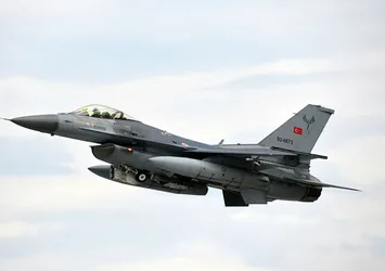 F-16'lar 8 teröristi etkisiz hale getirdi