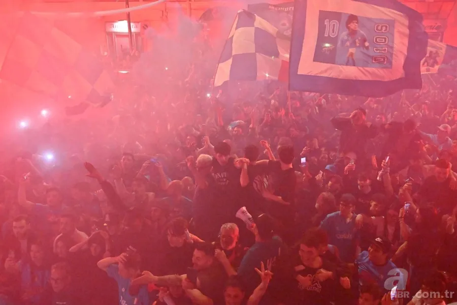 İtalya Serie A'da Napoli 33 yıl aradan sonra yeniden şampiyon 5