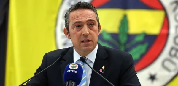 ismail-kartal-ve-aykut-kocamandan-son-dakika-fenerbahce-aciklamasi-1687013724006.jpg İsmail Kartal ve Aykut Kocaman'dan son dakika Fenerbahçe açıklaması - 1