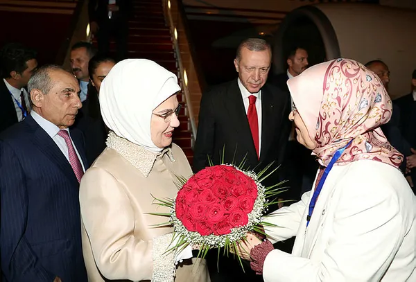 Başkan Erdoğan ve Aliyev'den Azerbaycan’da zafer kutlaması! Azerin 'Çırpınırdı Karadeniz'in yeni versiyonunu seslendirdi - 6