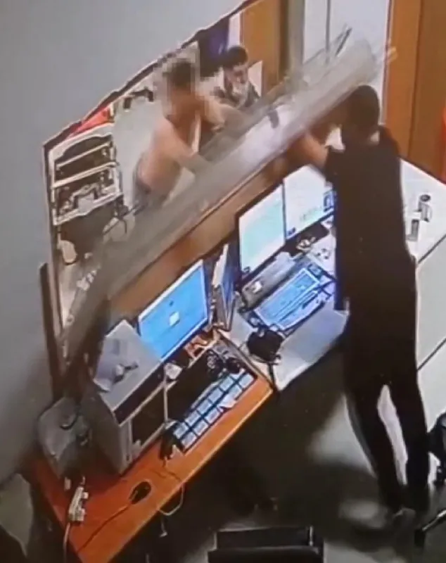 Son dakika: Sultangazi'de tomografi odasını birbirine katan saldırganlardan biri tutuklandı - 3