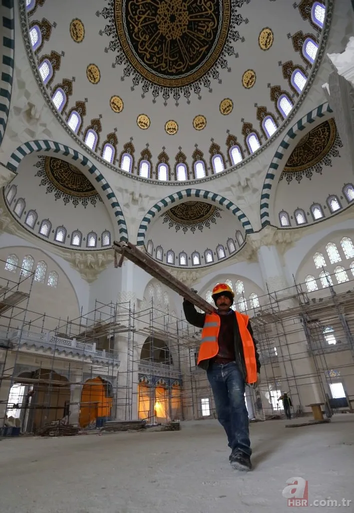 Ulus İtfaiye Meydanı Camisi için geri sayım başladı 15