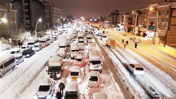 İBB kara gömüldü: Ekrem İmamoğlu liyakatsiz ekibiyle sınıfta kaldı! Sürekli sarıldığı "engelleniyoruz" bahanesini kaldırıp çöpe attı - 1