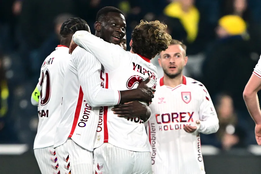 fenerbahce-maglubiyeti-sonrasi-finkten-hayal-kirikligi-yasiyoruz-1773001326711.jpg Samsunspor teknik direktörü Fink: "Hayal kırıklığı yaşıyoruz" - 4