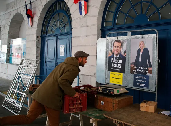 Fransa’da seçim yarışması! Macron mu Le Pen mi? İşte anket sonuçları