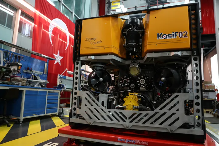 Yerli su altı robotu Kaşif 2 Kanuni sondaj gemisi için yola çıktı