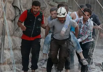Esad güçleri Halep'te yerleşim yerini vurdu