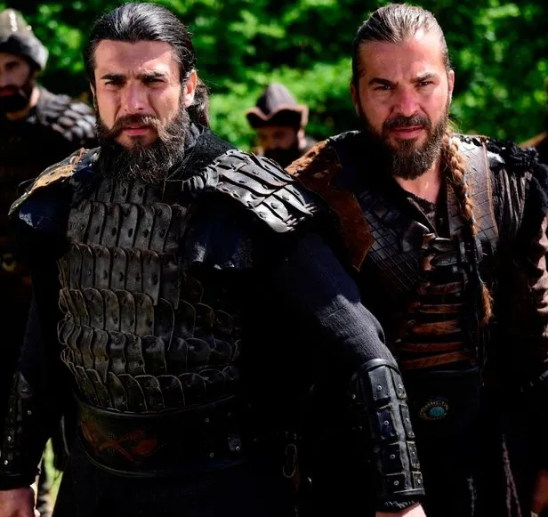 Turgut Alp'i dönüşünü bekleyenlere büyük sürpriz! Herkes öyle zannederken ters köşe geldi... - 2