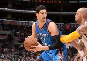 FETÖ'cü Enes Kanter'in pasaportuna el konuldu