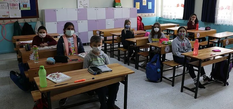 E Okul kapandı mı? 2022 E Okul not girişi bitti mi? MEB E-Okul öğretmen not girişi ne zaman bitiyor?